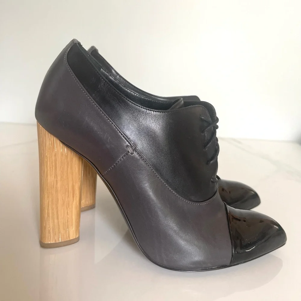 AUTHENTIC YSL OXFORD HEELS - Picture 5 of 10